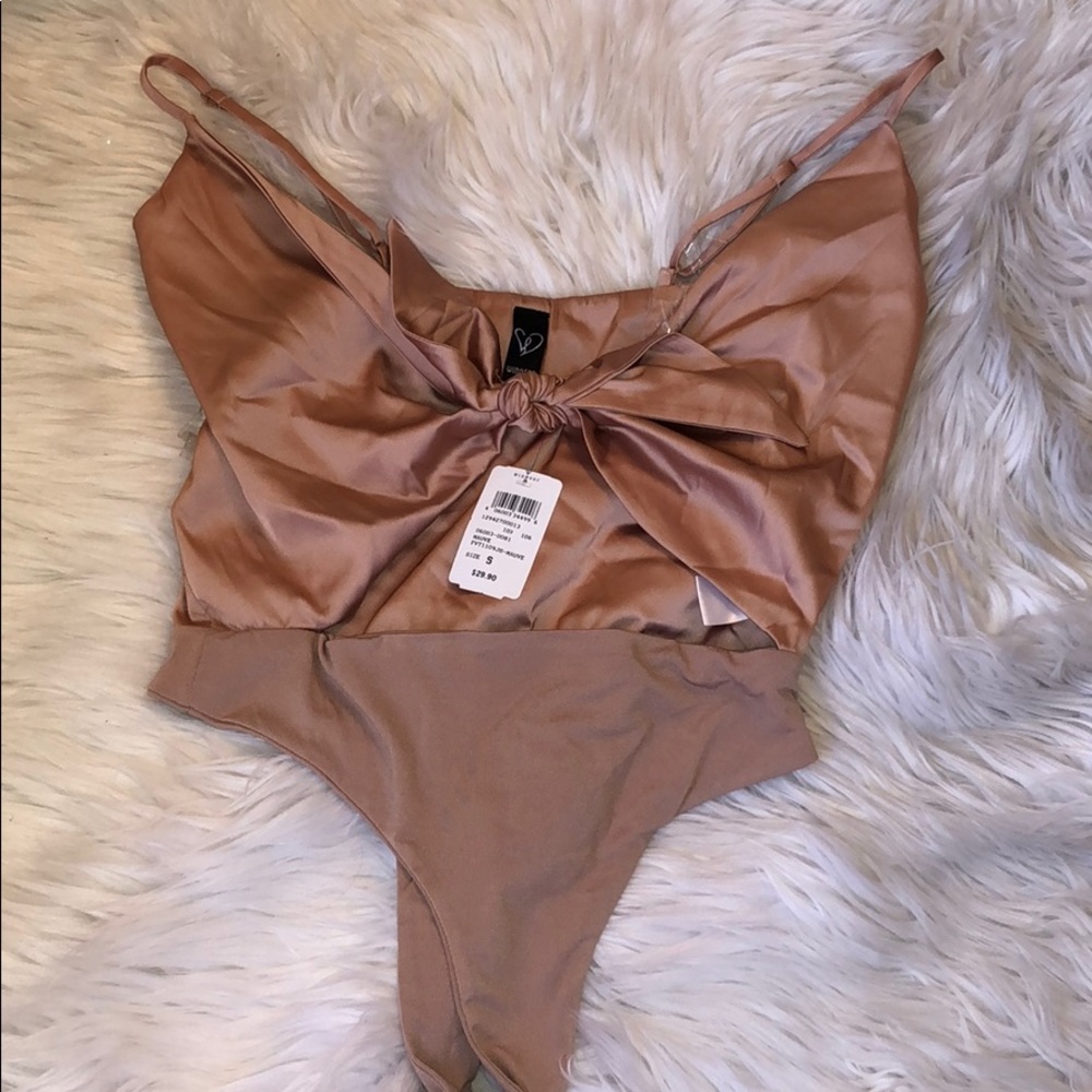 Windsor bodysuit